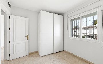 Property slide 15