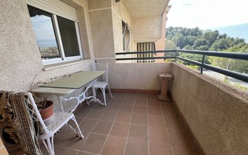 Property slide 20