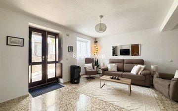 Property slide 14