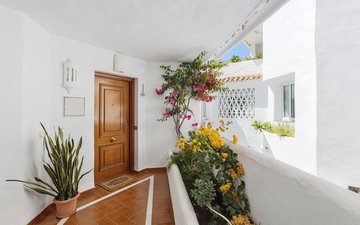 Property slide 30