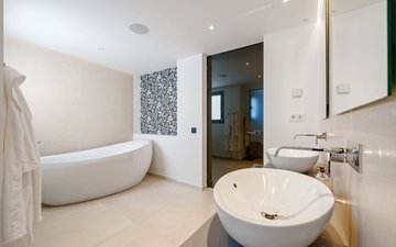 Property slide 24