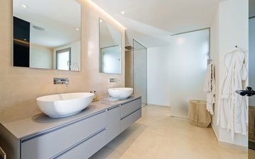 Property slide 25