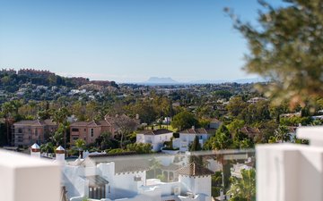 Property slide 42