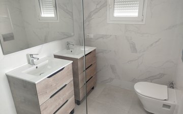 Property slide 40