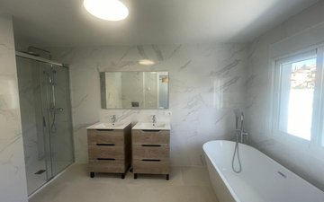 Property slide 46