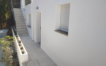 Property slide 51