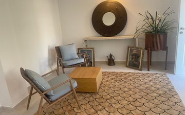 Property slide 61