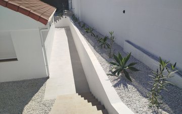 Property slide 84