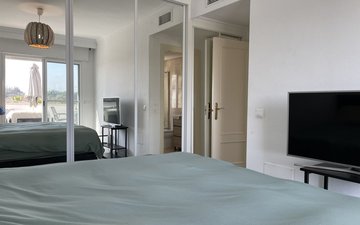 Property slide 17