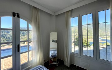 Property slide 39
