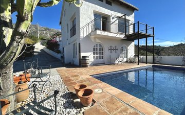Property slide 45