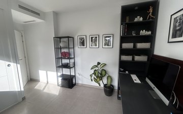 Property slide 21