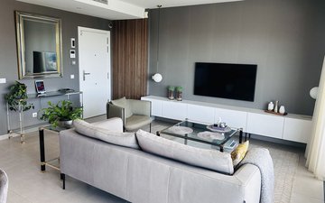 Property slide 31