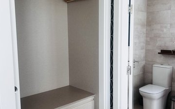 Property slide 40
