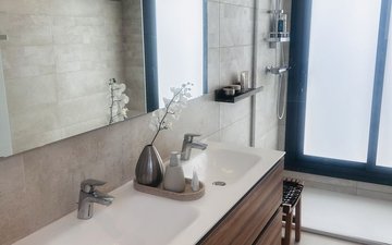 Property slide 42