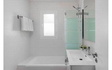 Property slide 14