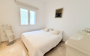 Property slide 11