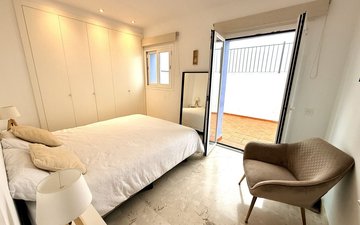 Property slide 14