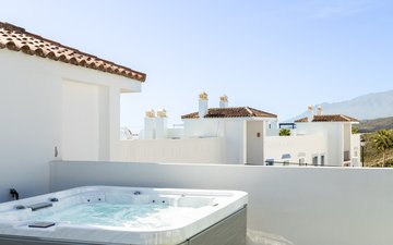 Property slide 21