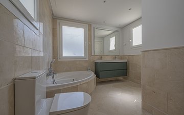 Property slide 18