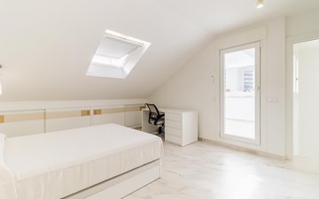Property slide 21