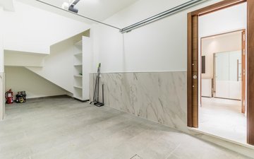 Property slide 25