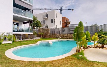 Property slide 17