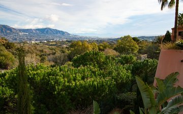 Property slide 17