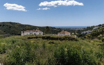 Property slide 18