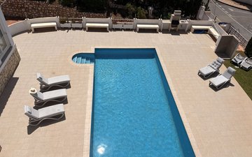 Property slide 19
