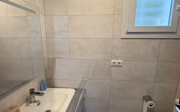 Property slide 21