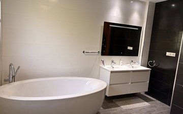 Property slide 25