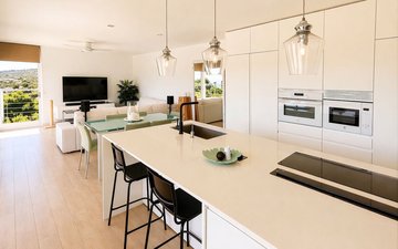 Property slide 10