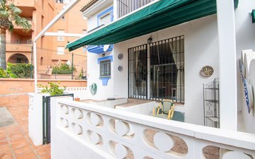 Property slide 25