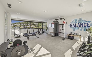 Property slide 20