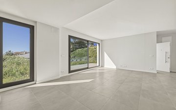 Property slide 21