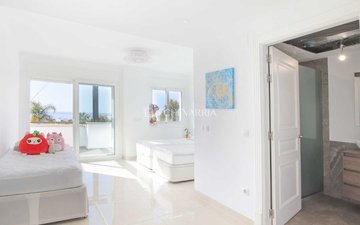 Property slide 28