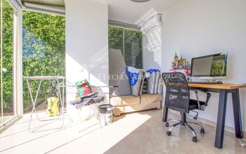Property slide 30