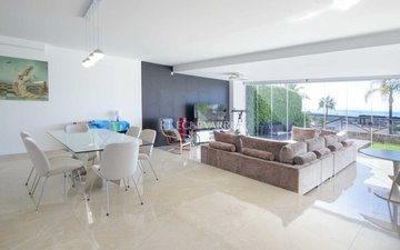Property slide 4