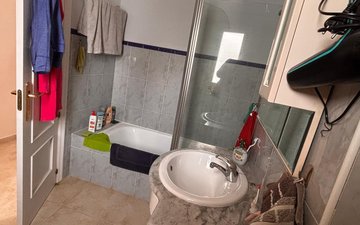 Property slide 20
