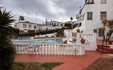 Property slide 28