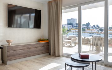 Property slide 31