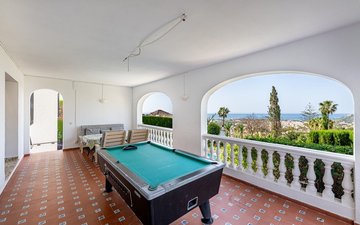 Property slide 35