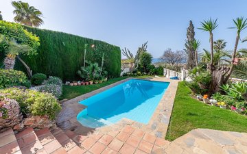 Property slide 39