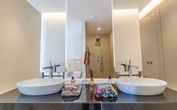 Property slide 15
