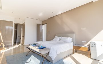 Property slide 17
