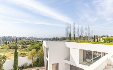 Property slide 20