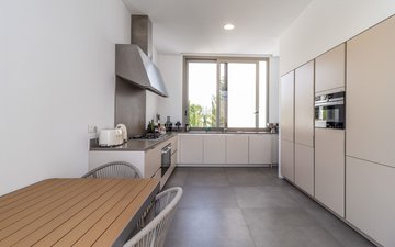 Property slide 25
