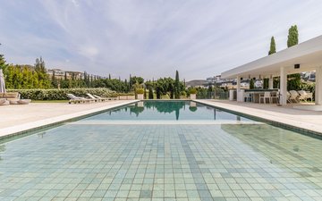 Property slide 38