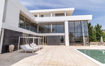 Property slide 40